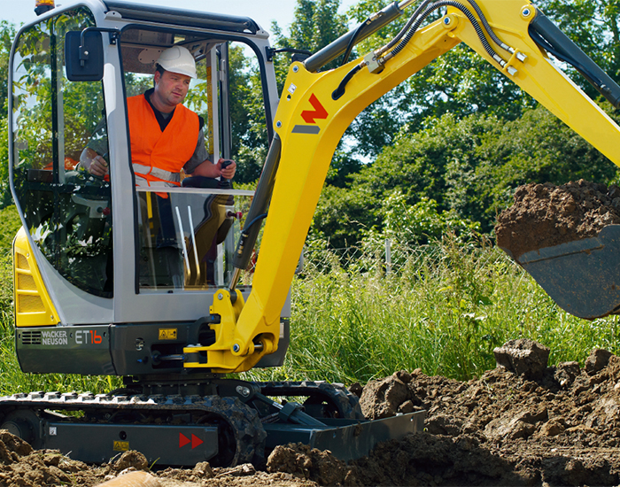 Wacker Neuson 2 Tonluk Mini Ekskavatör İçin Kiralama Teklifi Alın